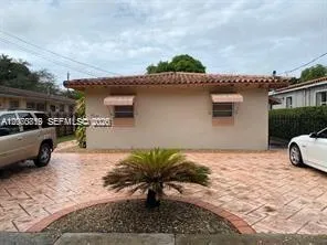 Foto de propiedad en 1112 SW 65th Avenue back, West Miami, FL 33144 West Miami con MLS# 