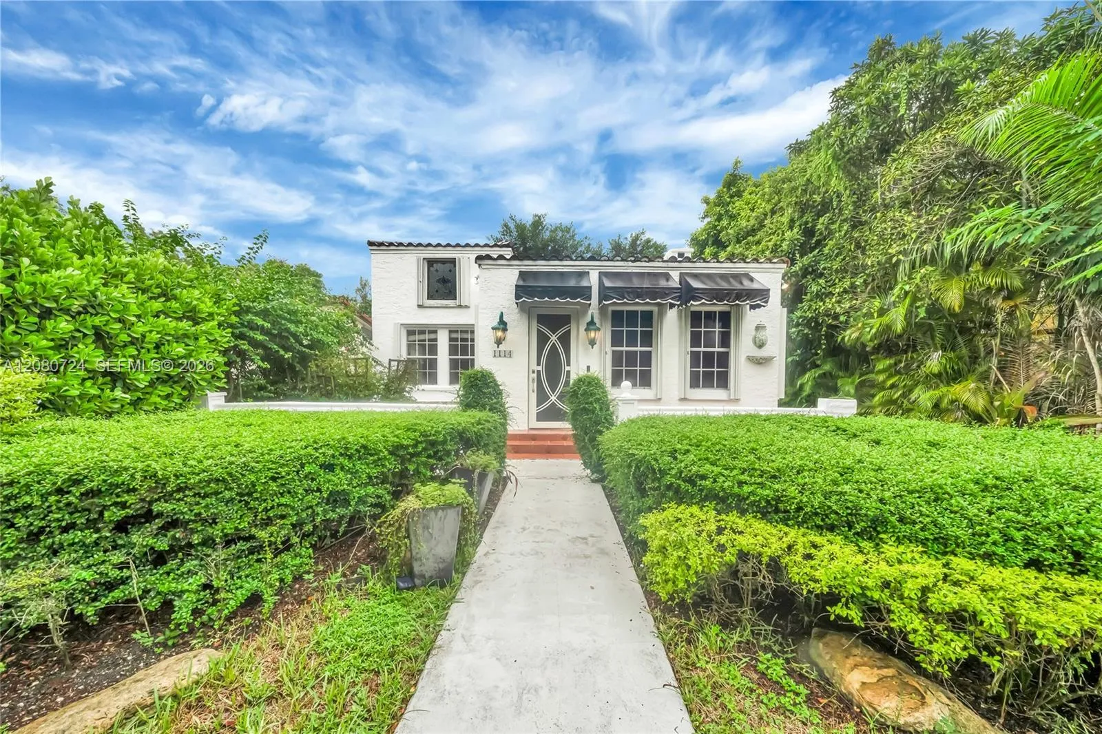 Foto de propiedad en 1114 Milan Avenue, Coral Gables, FL 33134 Coral Gables con MLS# 
