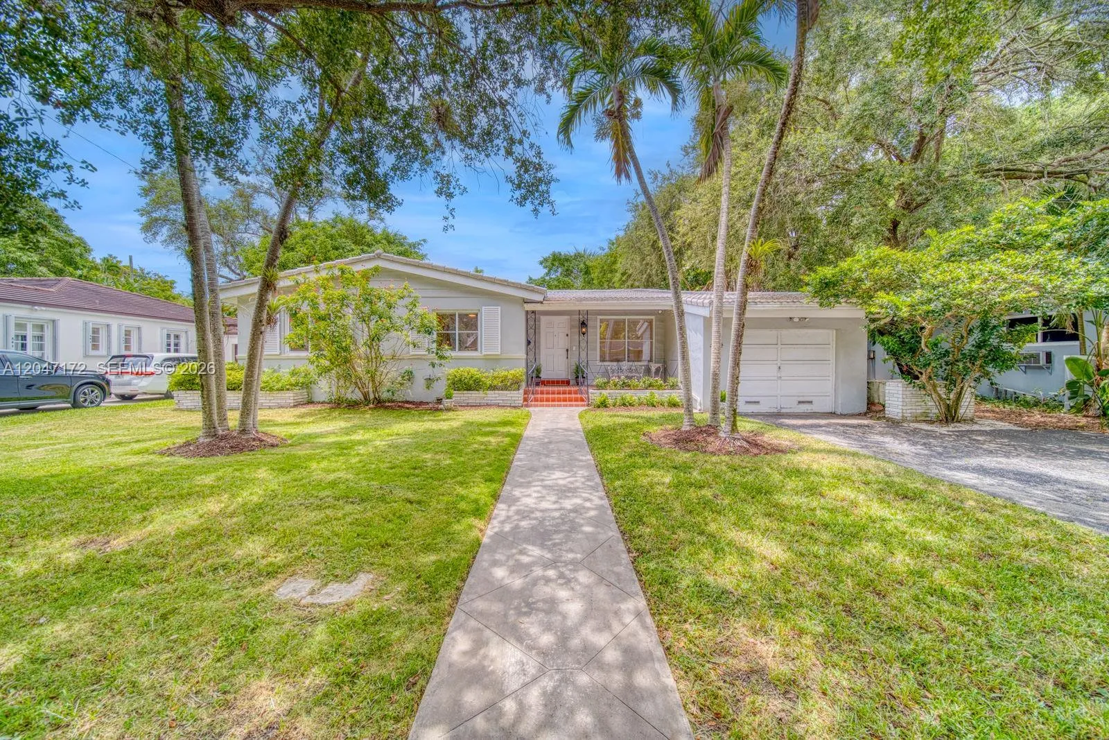 Vendido 1116 Almeria Avenue, Coral Gables, FL 33134, Coral Gables, FL 33134