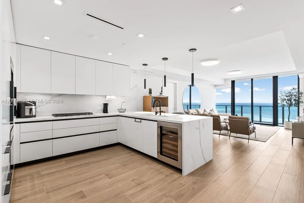 Foto de propiedad en 1116 N Ocean Boulevard 1205, Pompano Beach, FL 33062 Pompano Beach con MLS# 