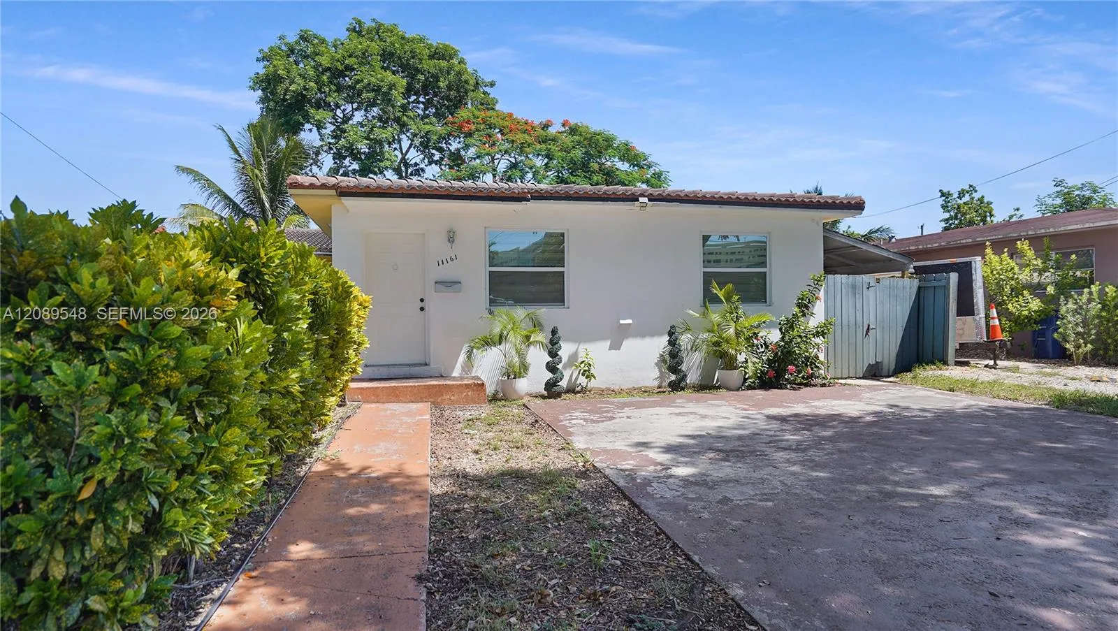 En Venta 11161 SW 7th Street, Sweetwater, FL 33174, Sweetwater, FL 33174