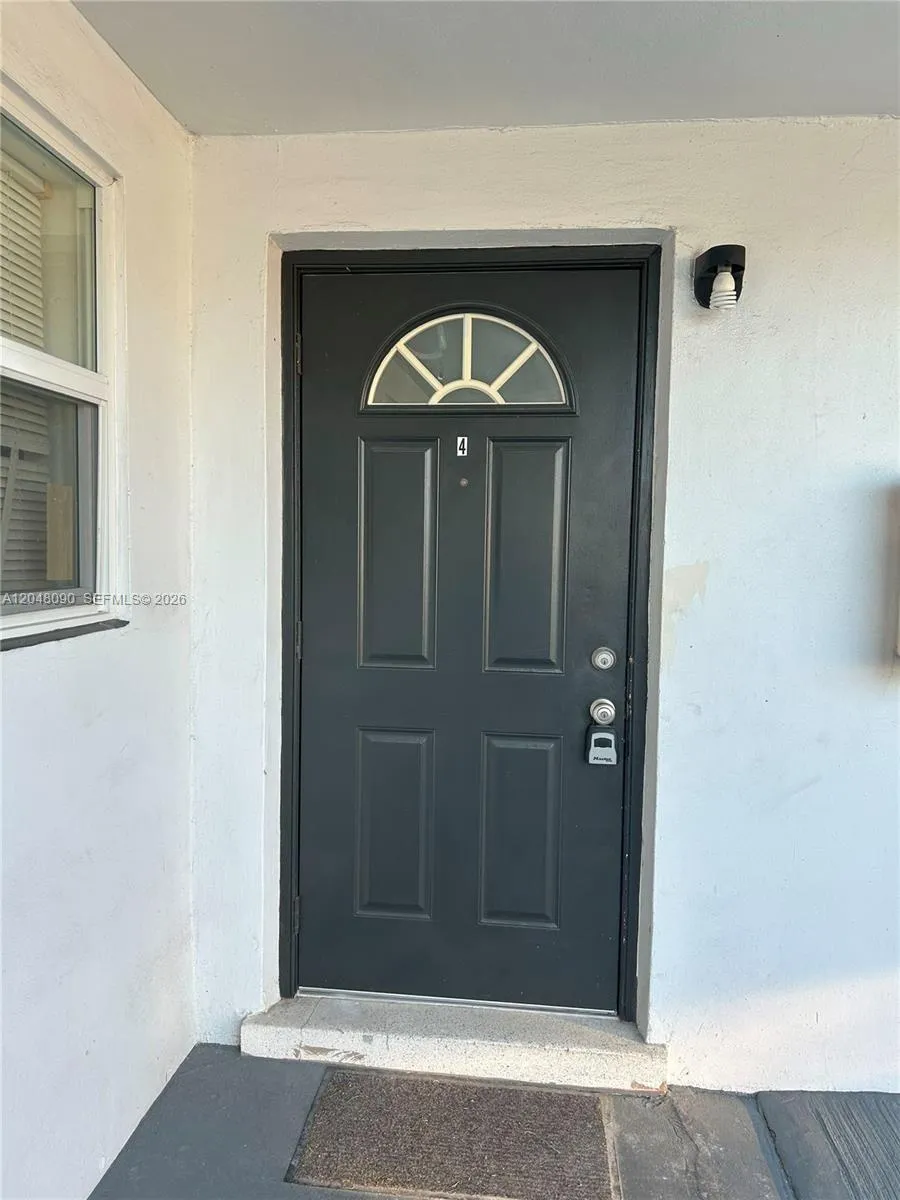 En Renta 1119 NE 15th Street 4, Fort Lauderdale, FL 33304, Fort Lauderdale, FL 33304