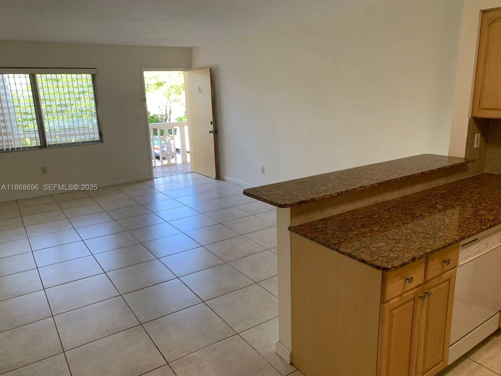 Foto de propiedad en 1120 102nd Street 16, Bay Harbor Islands, FL 33154 Bay Harbor Islands con MLS# 