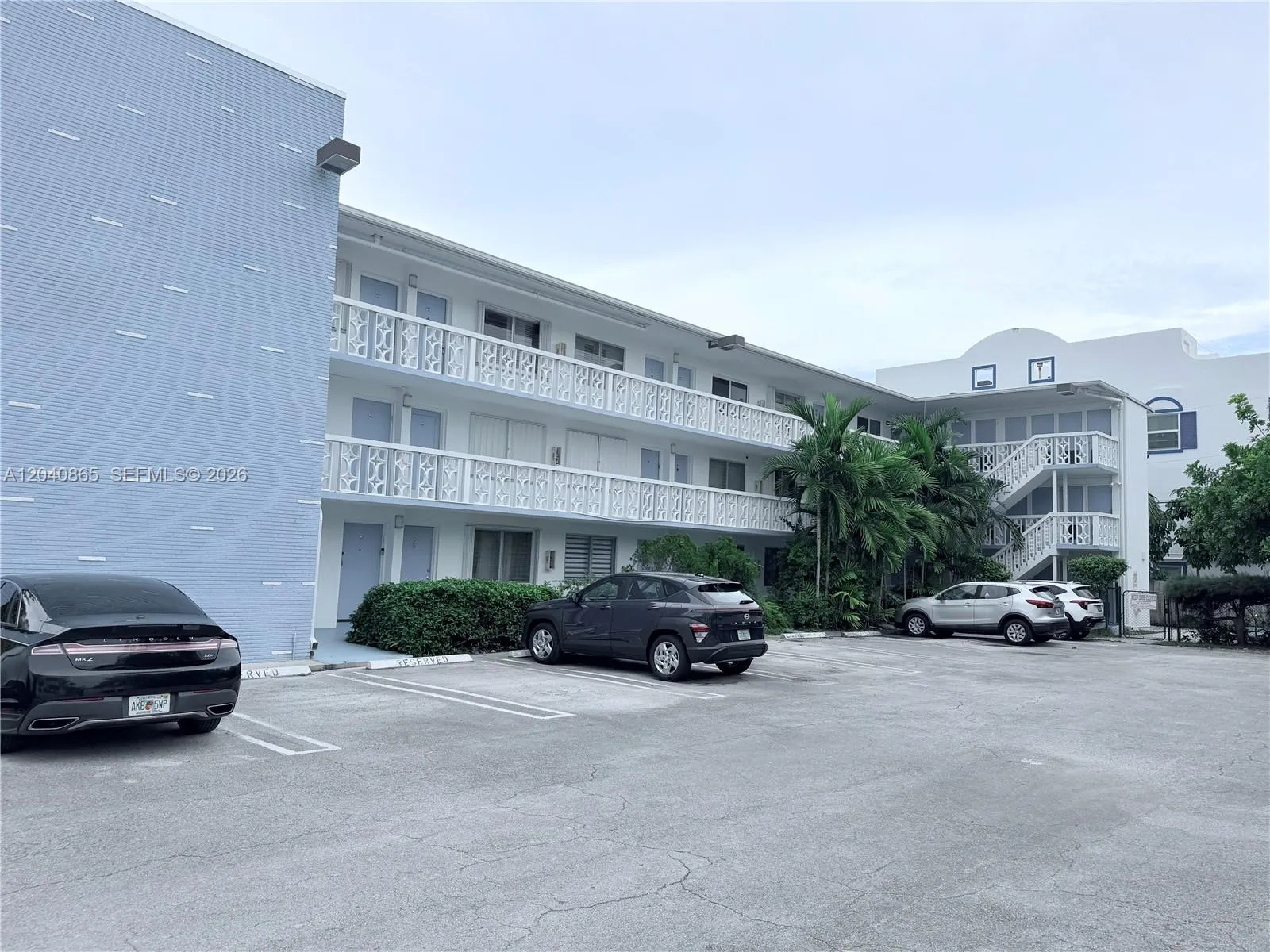 Foto de propiedad en 1120 102nd Street 2, Bay Harbor Islands, FL 33154 Bay Harbor Islands con MLS# 