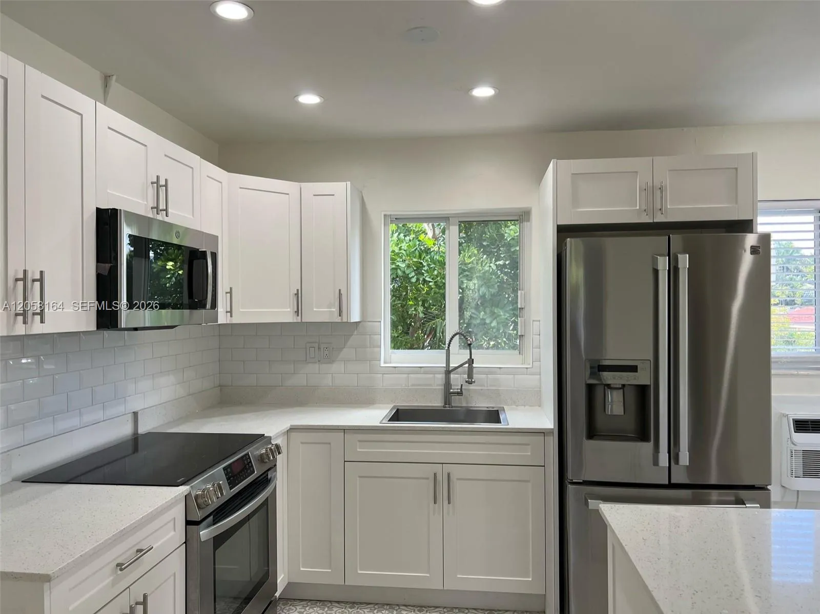 Foto de propiedad en 1120 NE 81st 1, Miami, FL 33138 Miami con MLS# 