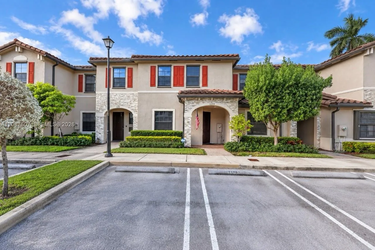 En Renta 11209 SW 249th Street, Homestead, FL 33032, Homestead, FL 33032