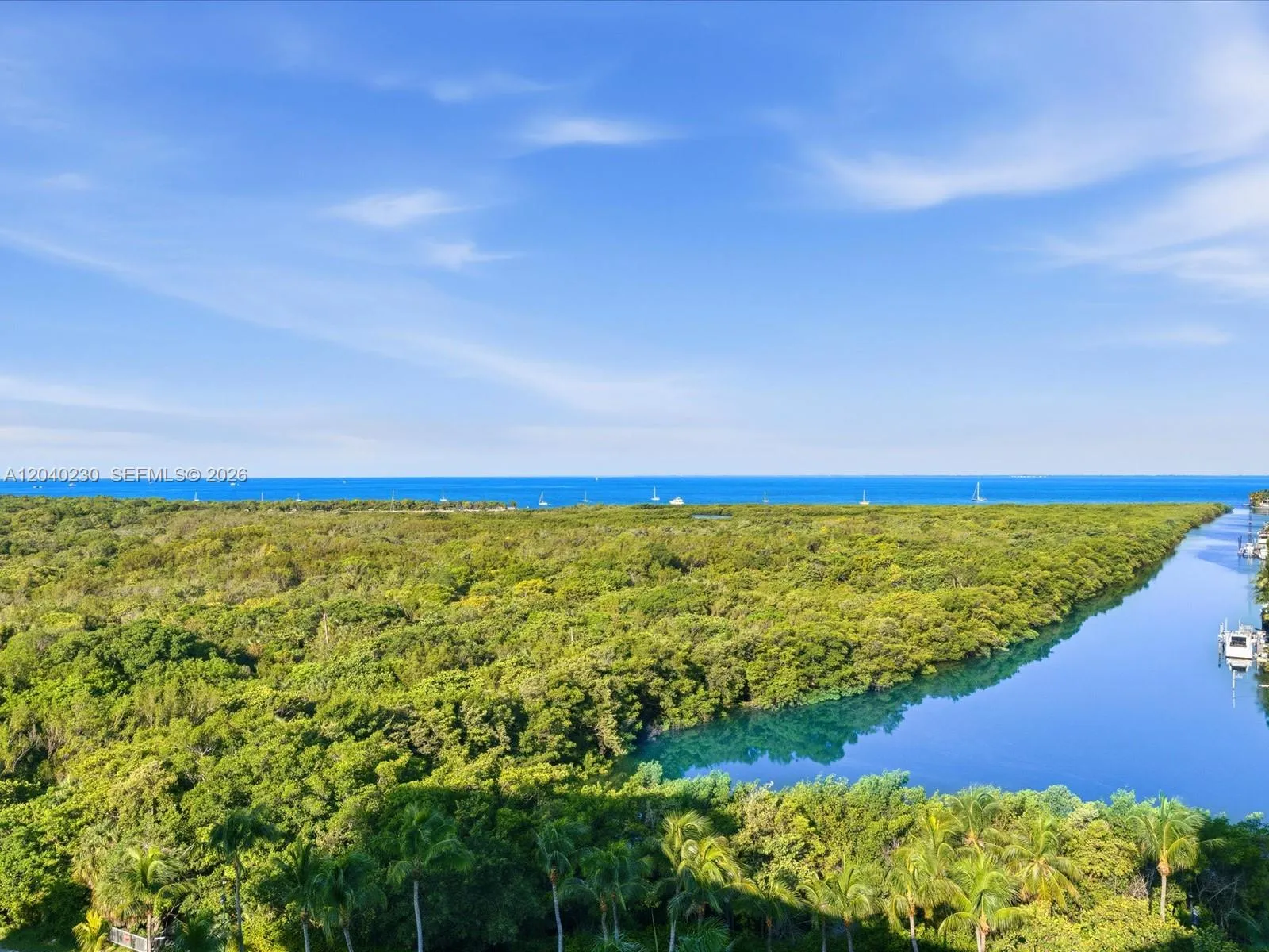 Foto de propiedad en 1121 Crandon Boulevard E1205, Key Biscayne, FL 33149 Key Biscayne con MLS# 