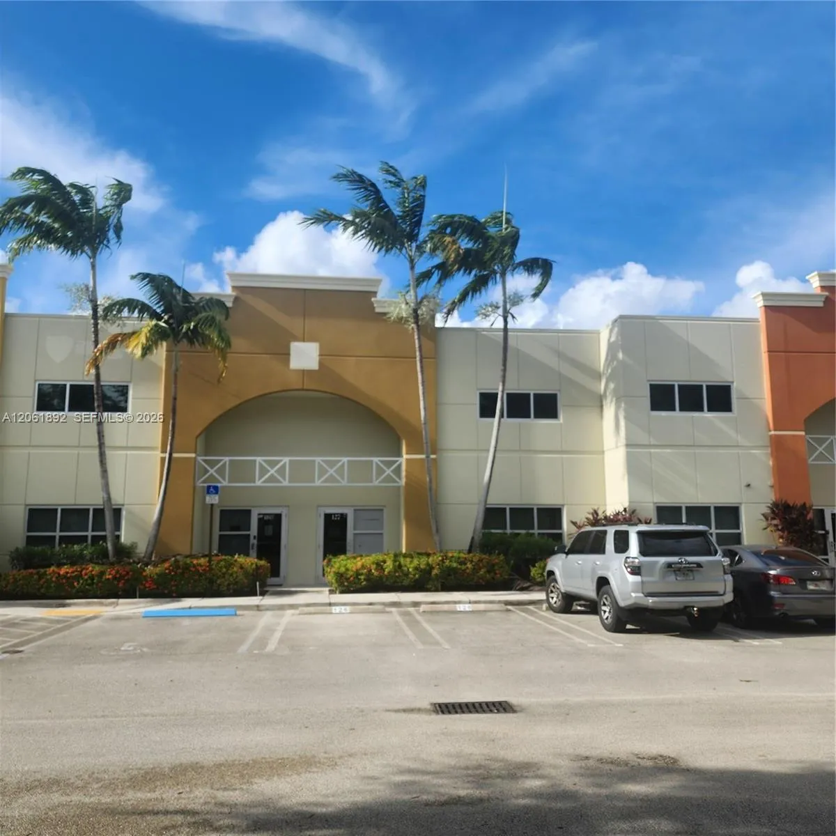 Foto de propiedad en 11231 NW 20th Street 127, Sweetwater, FL 33172 Sweetwater con MLS# 
