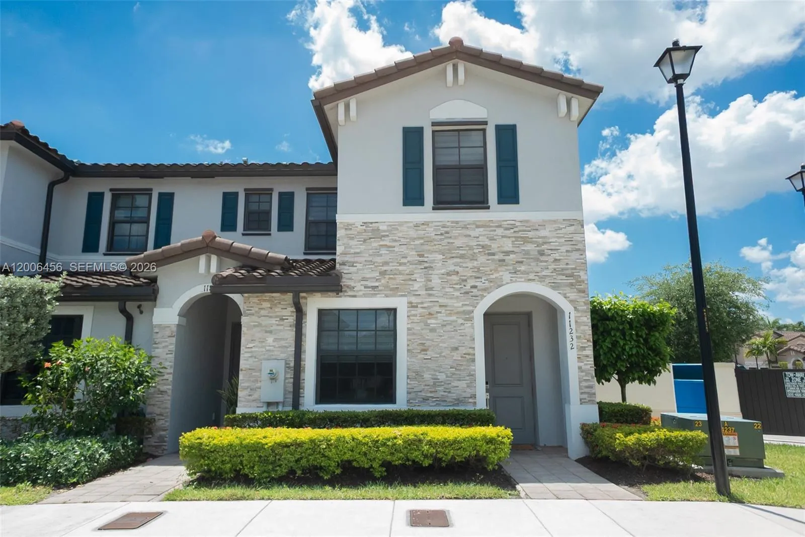 Foto de propiedad en 11232 SW 249th Street, Homestead, FL 33032 Homestead con MLS# 