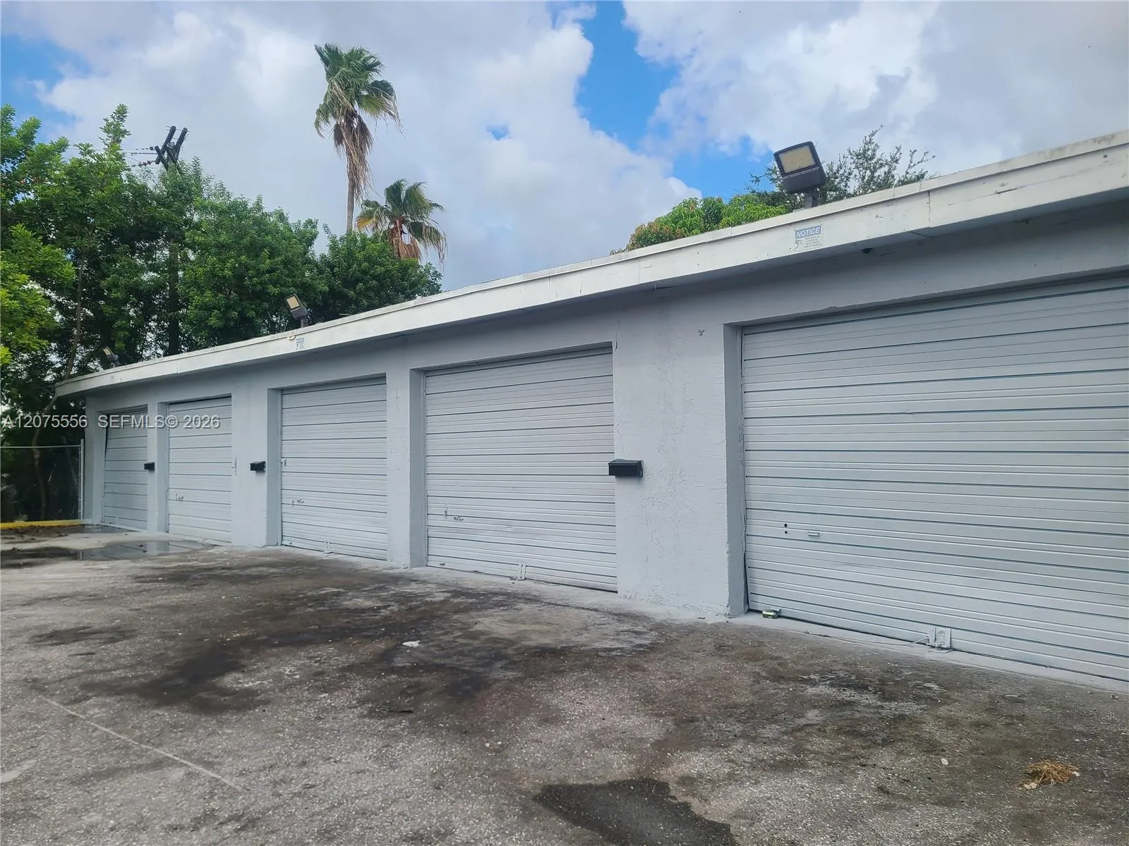Foto de propiedad en 1125 NW 31st Avenue, Lauderhill, FL 33311 Lauderhill con MLS# 