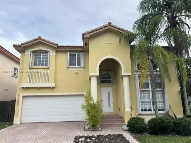 Foto de propiedad en 11258 NW 59th Terrace 11258, Doral, FL 33178 Doral con MLS# 