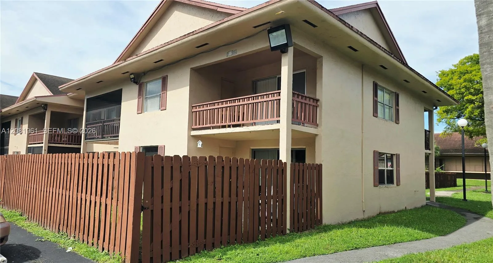 Foto de propiedad en 11259 SW 88th Street 104H, Miami, FL 33176 Miami con MLS# 