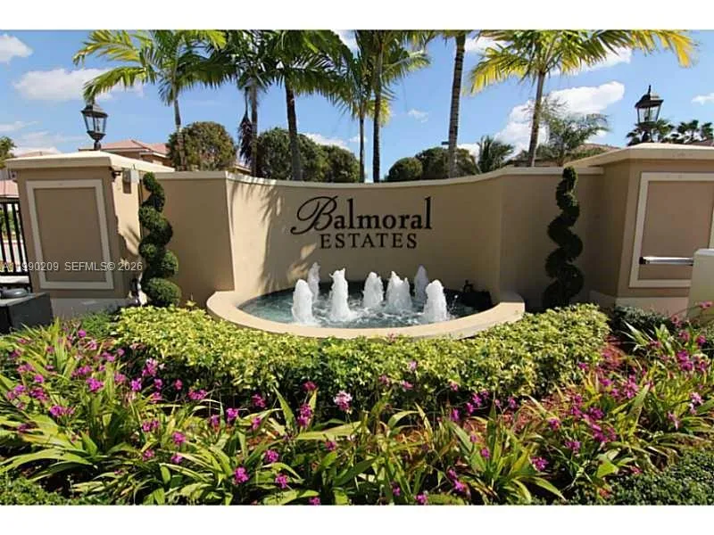Foto de propiedad en 11277 NW 44th Terrace, Doral, FL 33178 Doral con MLS# 