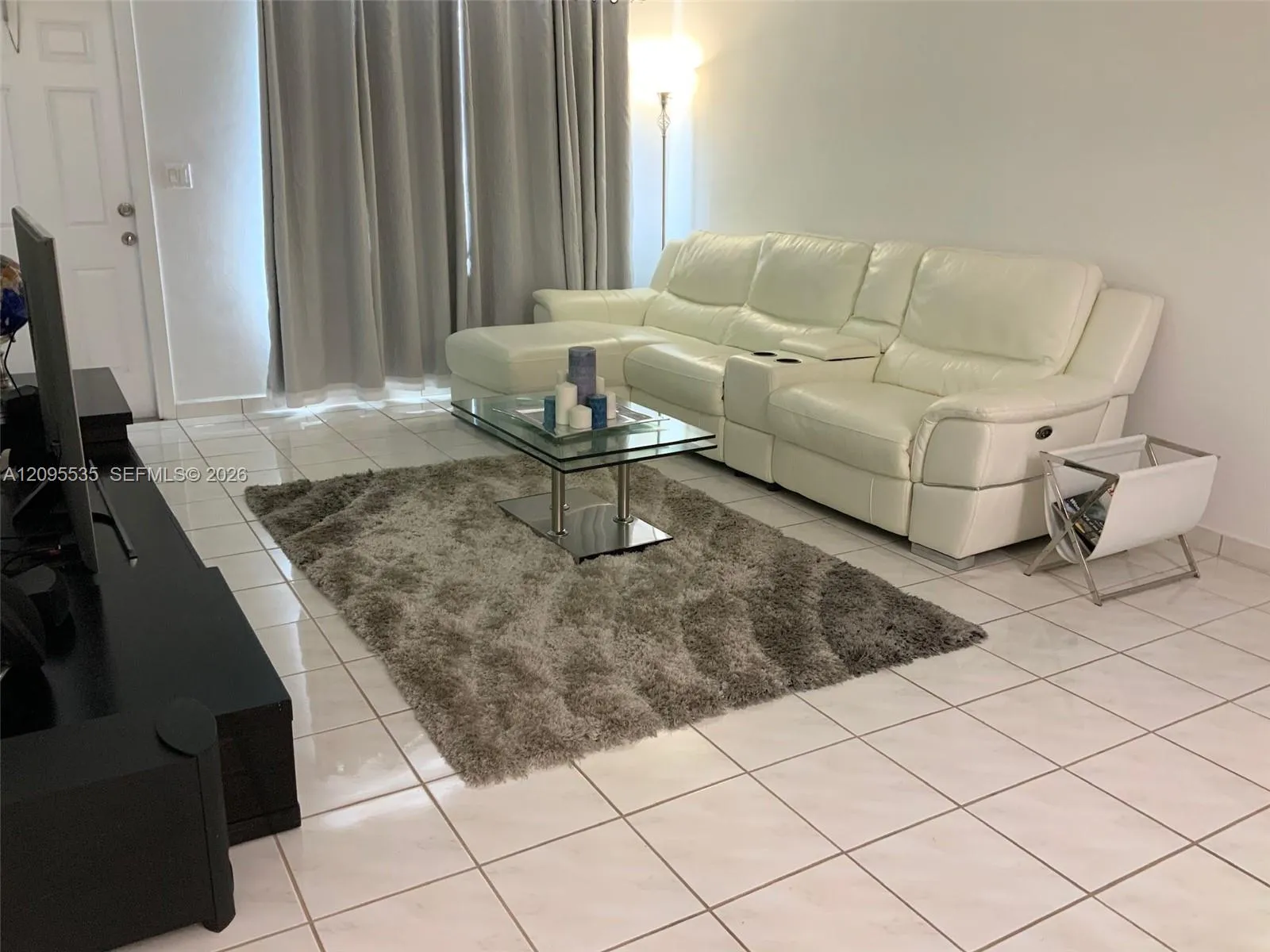 En Renta 1130 11th Street 3E, Miami Beach, FL 33139, Miami Beach, FL 33139