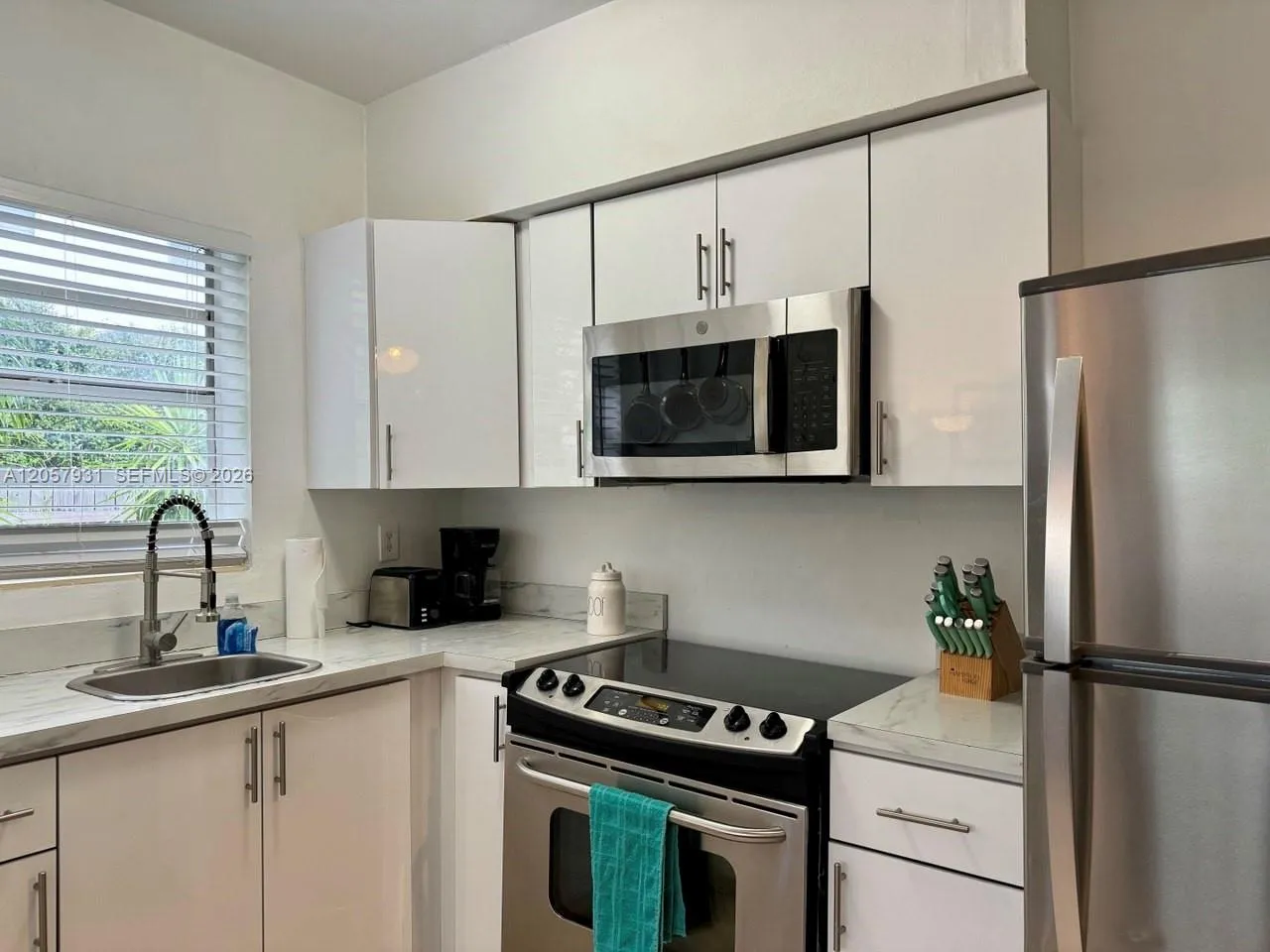 Foto de propiedad en 1130 NE 81st Street 4, Miami, FL 33138 Miami con MLS# 