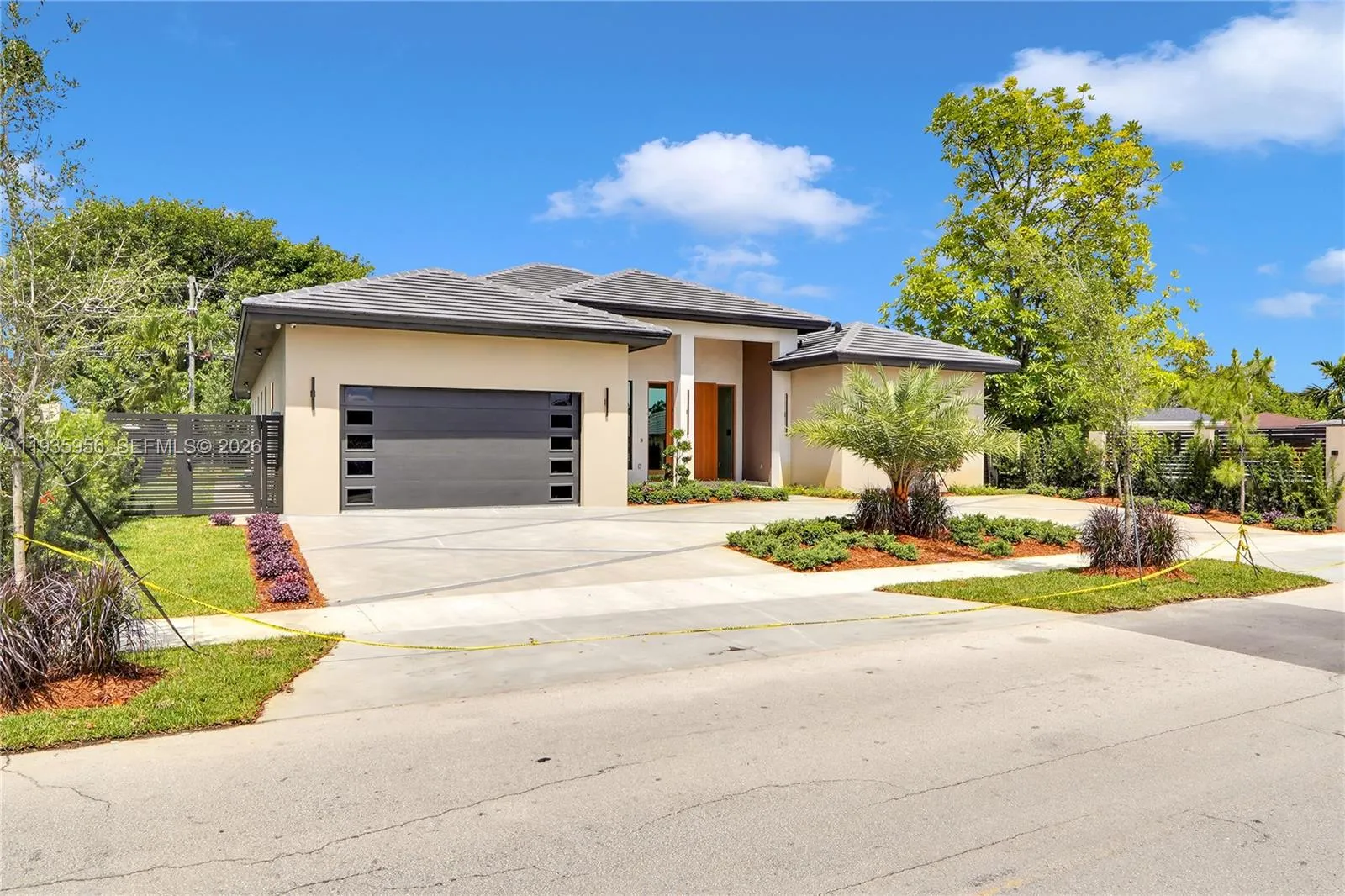 En Venta 1130 SW 86th Court, Miami, FL 33144, Miami, FL 33144