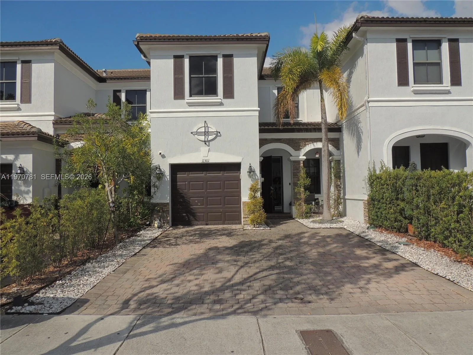 Foto de propiedad en 11301 NW 88th Terrace, Doral, FL 33178 Doral con MLS# 
