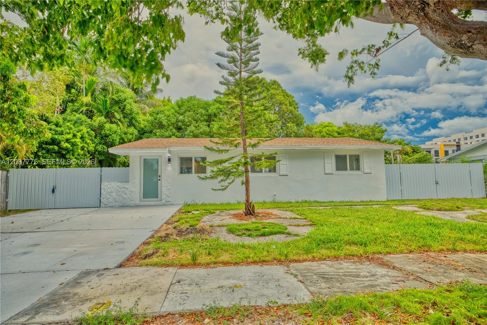 En Venta 11301 SW 201st Street, Miami, FL 33189, Miami, FL 33189