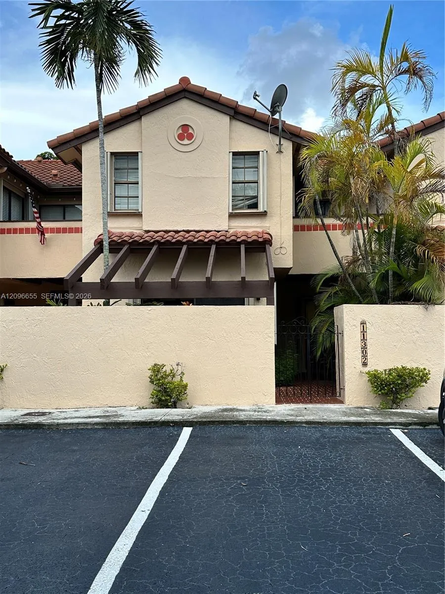En Venta 11302 SW 132nd Court W, Miami, FL 33186, Miami, FL 33186