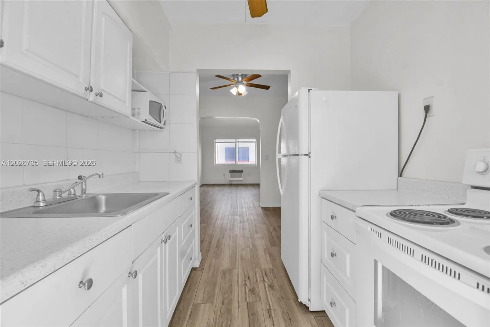 Foto de propiedad en 1135 Euclid Avenue 202, Miami Beach, FL 33139 Miami Beach con MLS# 