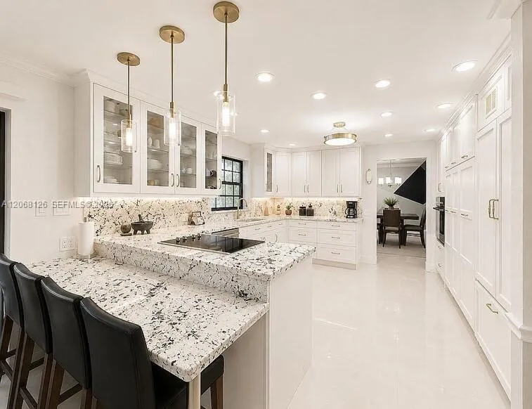 En Venta 11351 SW 26th Street, Miami, FL 33165, Miami, FL 33165