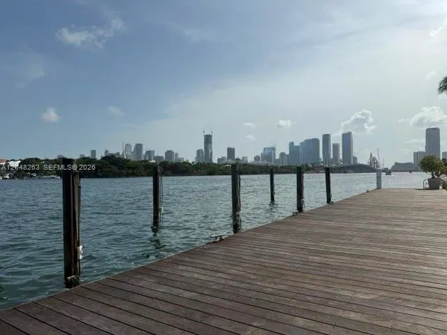 Foto de propiedad en 1140 Venetian Way 2C, Miami Beach, FL 33139 Miami Beach con MLS# 
