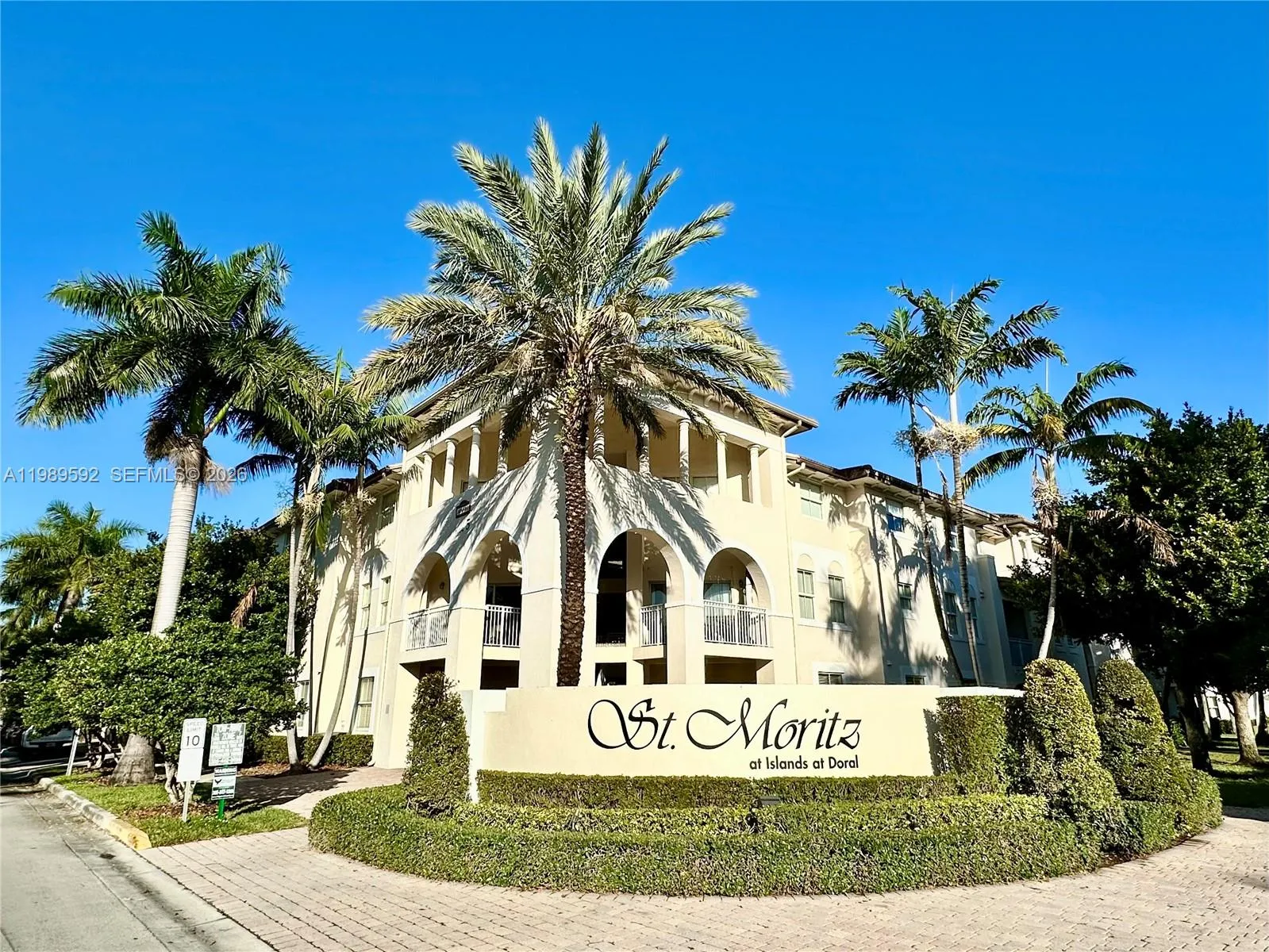 Foto de propiedad en 11403 NW 89th Street 219, Doral, FL 33178 Doral con MLS# 