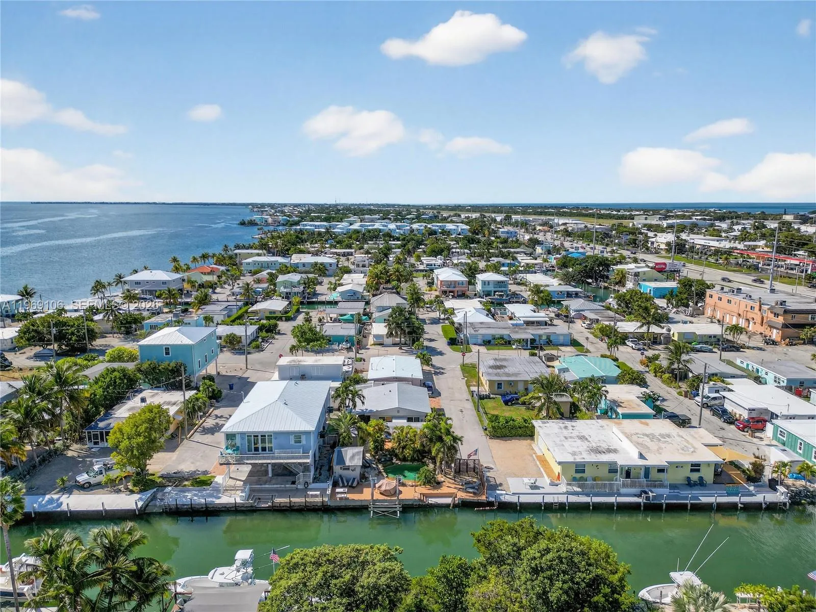 Foto de propiedad en 11405 3rd Avenue Ocean, Marathon, FL 33050 Marathon con MLS# 