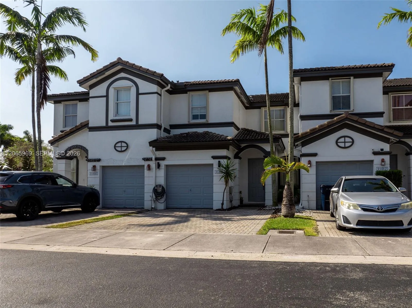 Foto de propiedad en 11406 NW 76th Terrace 11406, Doral, FL 33178 Doral con MLS# 