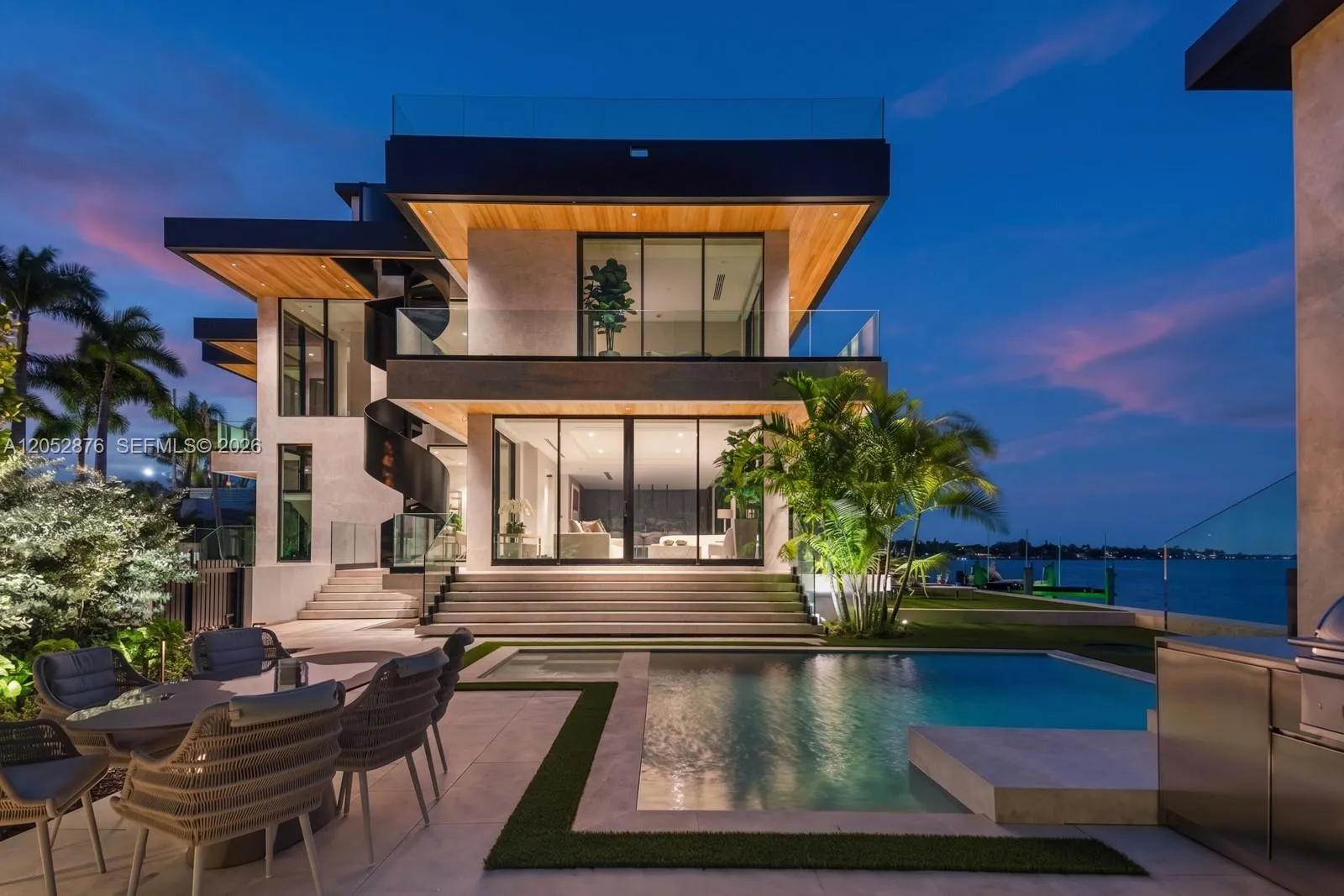 Foto de propiedad en 1141 N Biscayne Point Road, Miami Beach, FL 33141 Miami Beach con MLS# 