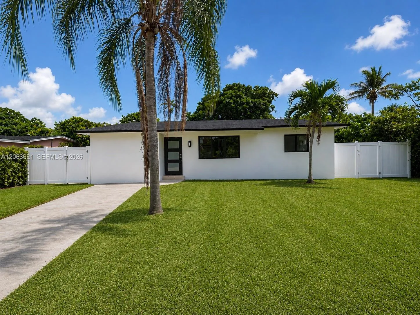 En Venta 1141 NE 166th Street, North Miami Beach, FL 33162, North Miami Beach, FL 33162