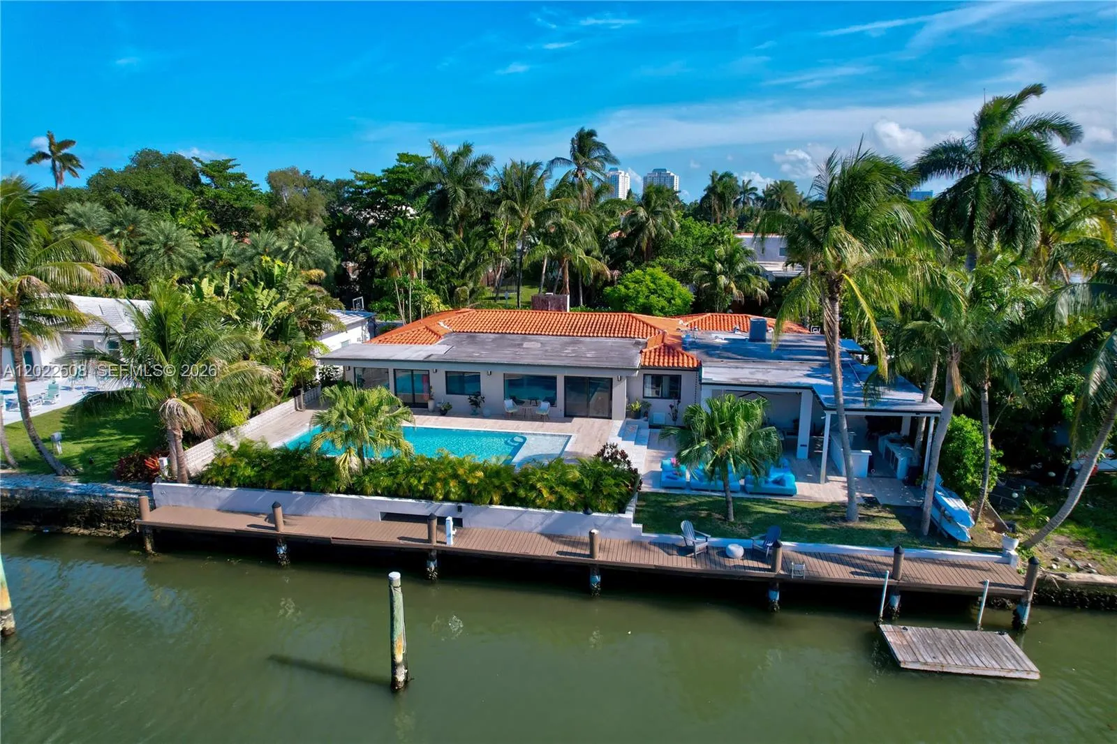 En Venta 1141 NE 90th Street, Miami, FL 33138, Miami, FL 33138