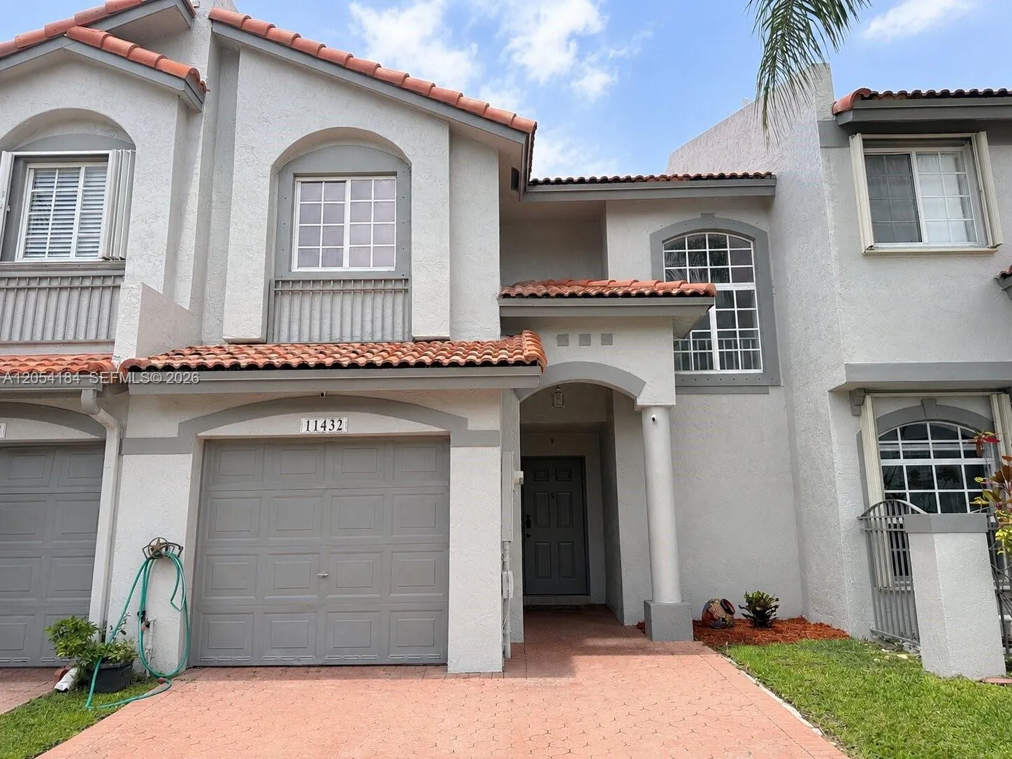 Foto de propiedad en 11432 NW 50th Terrace, Doral, FL 33178 Doral con MLS# 