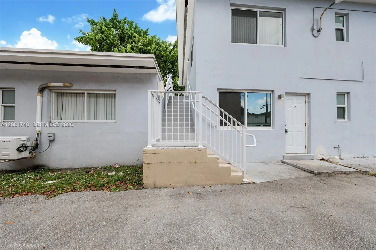 Foto de propiedad en 1145 NW 3rd Street 3, Miami, FL 33128 Miami con MLS# 