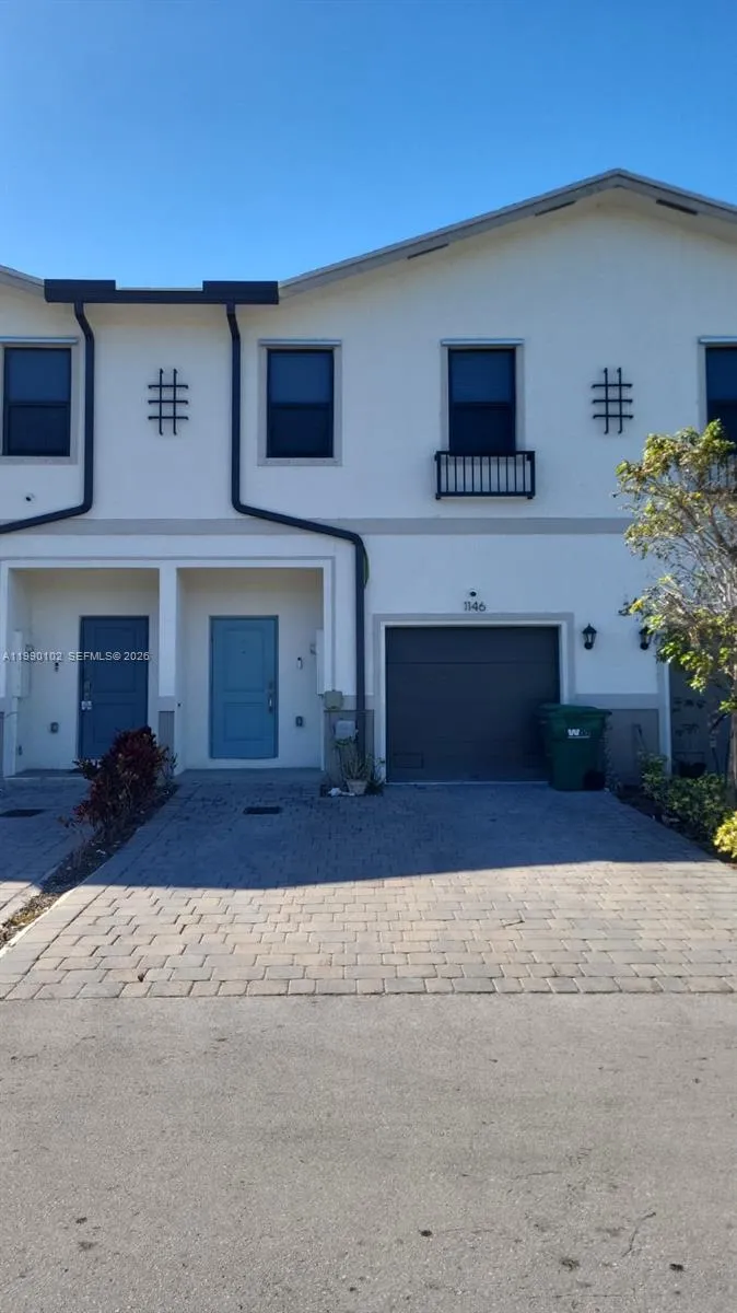 Foto de propiedad en 1146 SW 6th Avenue, Florida City, FL 33034 Florida City con MLS# 