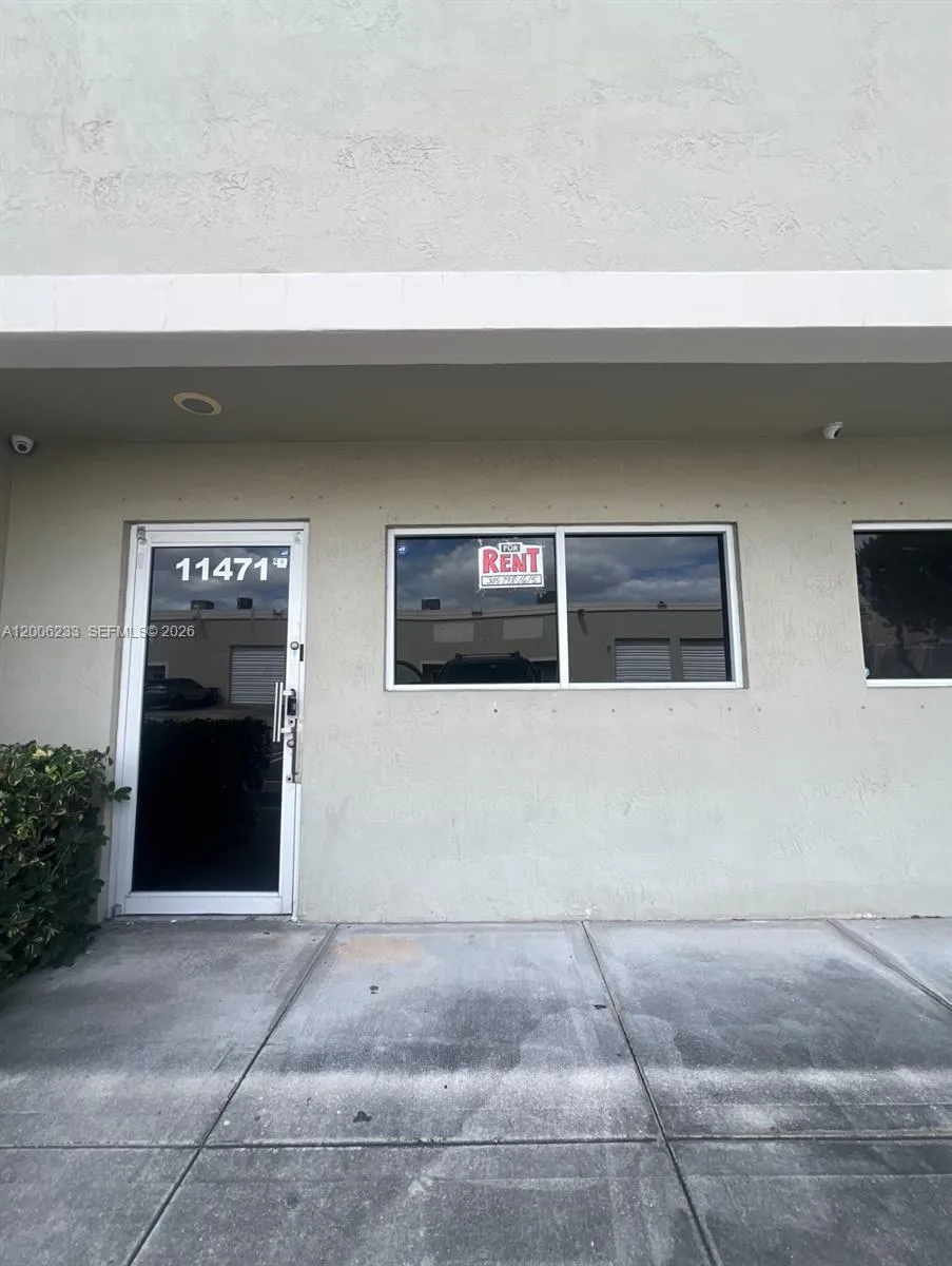 Foto de propiedad en 11467 NW 34th Street 11471, Doral, FL 33178 Doral con MLS# 