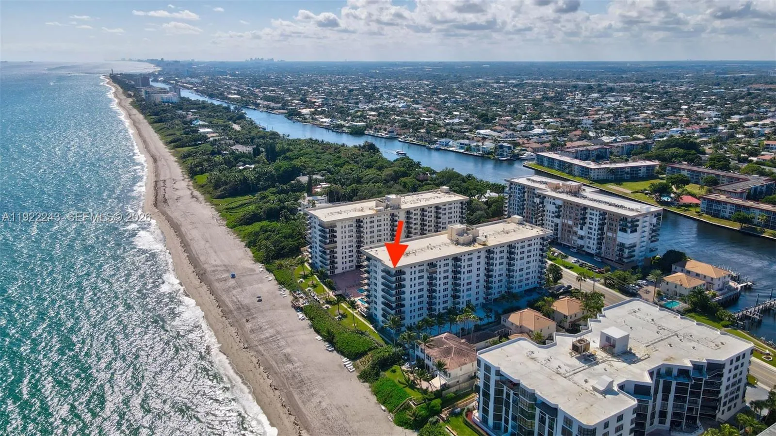 Vendido 1149 Hillsboro Mile 1011 1011, Hillsboro Beach, FL 33062, Hillsboro Beach, FL 33062