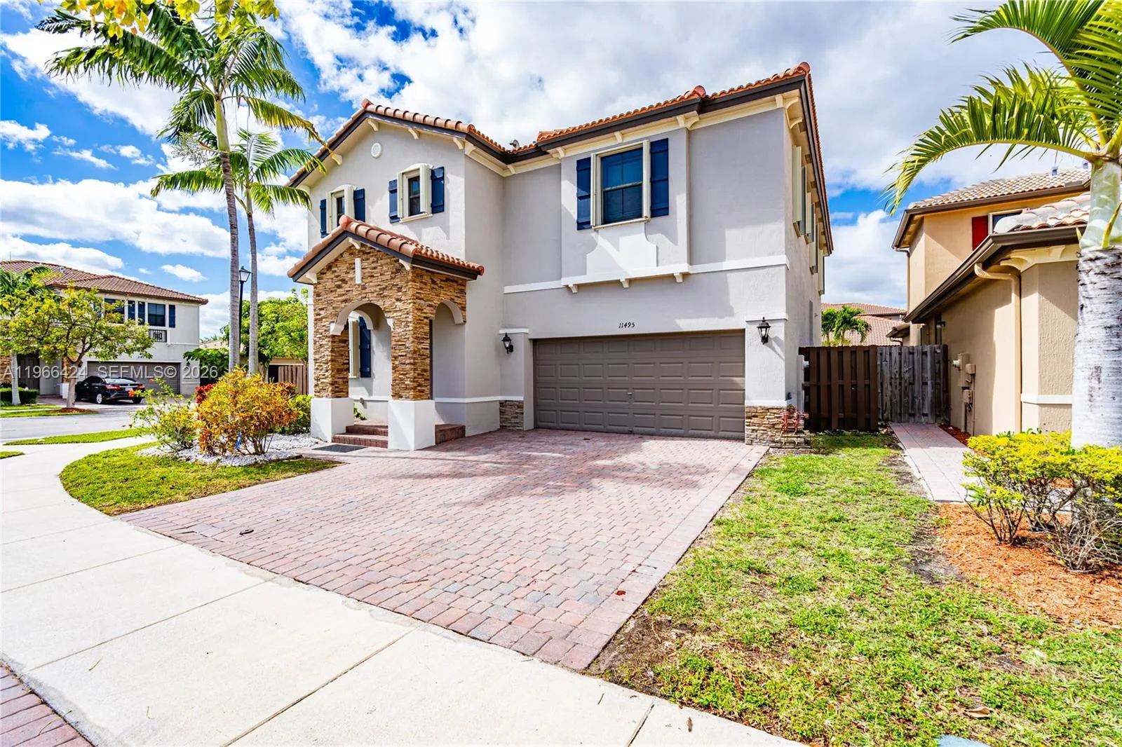 Foto de propiedad en 11495 SW 241st Street, Homestead, FL 33032 Homestead con MLS# 