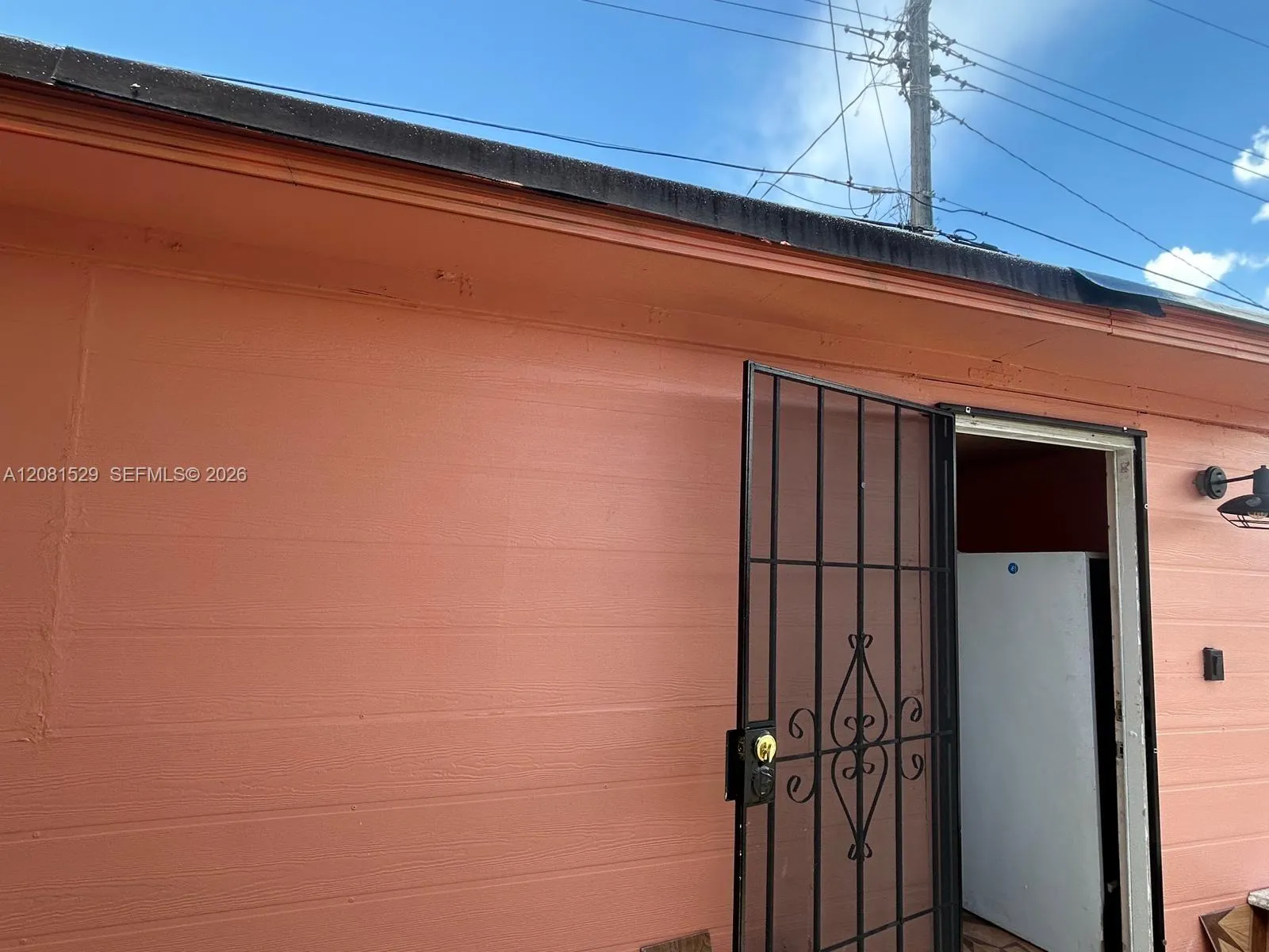 Foto de propiedad en 115 NW 193rd Street 2, Miami Gardens, FL 33169 Miami Gardens con MLS# 
