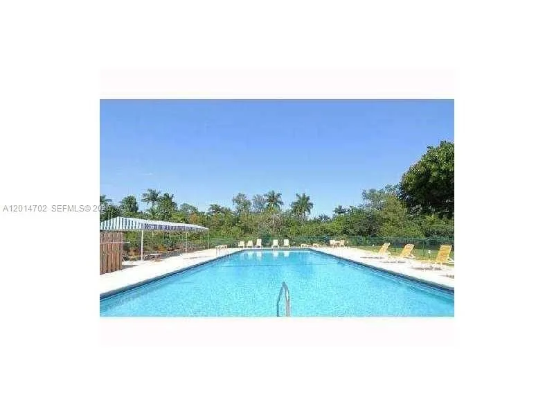 En Renta 115 Royal Park Drive 4B, Oakland Park, FL 33309, Oakland Park, FL 33309