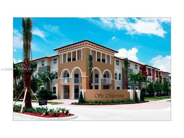Foto de propiedad en 11503 NW 89th Street 103, Doral, FL 33178 Doral con MLS# 