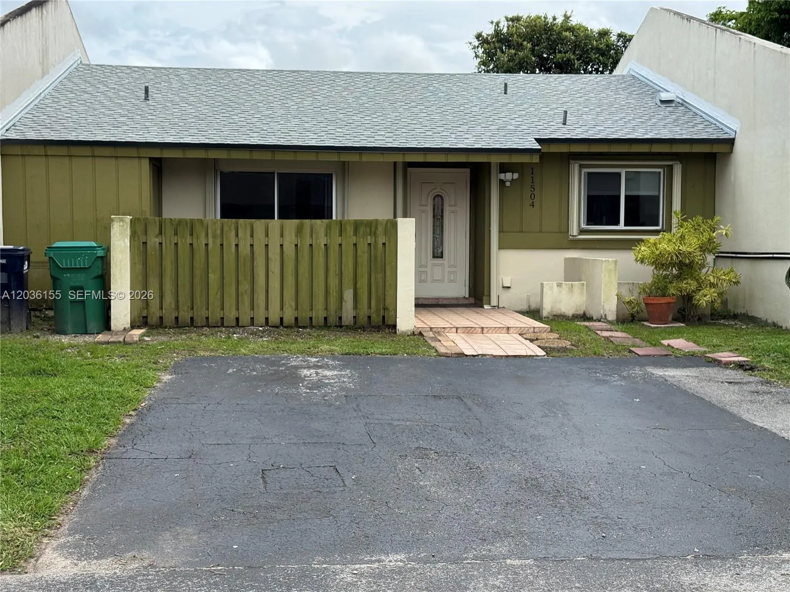 Vendido 11504 SW 124th Court, Miami, FL 33186, Miami, FL 33186