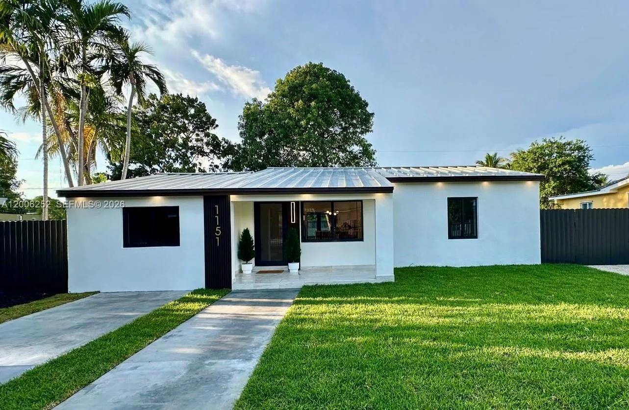 Vendido 1151 NW 112th Street, Miami, FL 33168, Miami, FL 33168