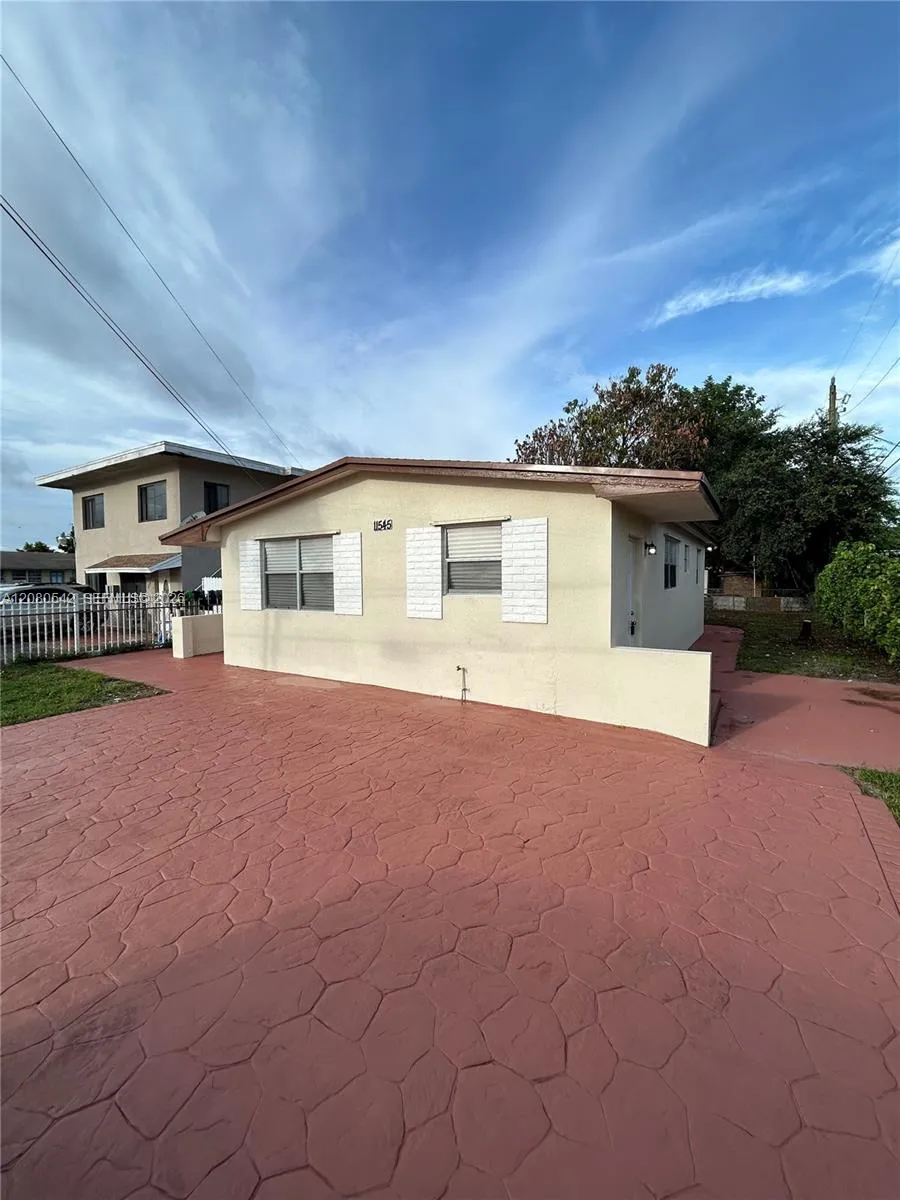En Venta 11545 NW 17th Avenue, Miami, FL 33167, Miami, FL 33167