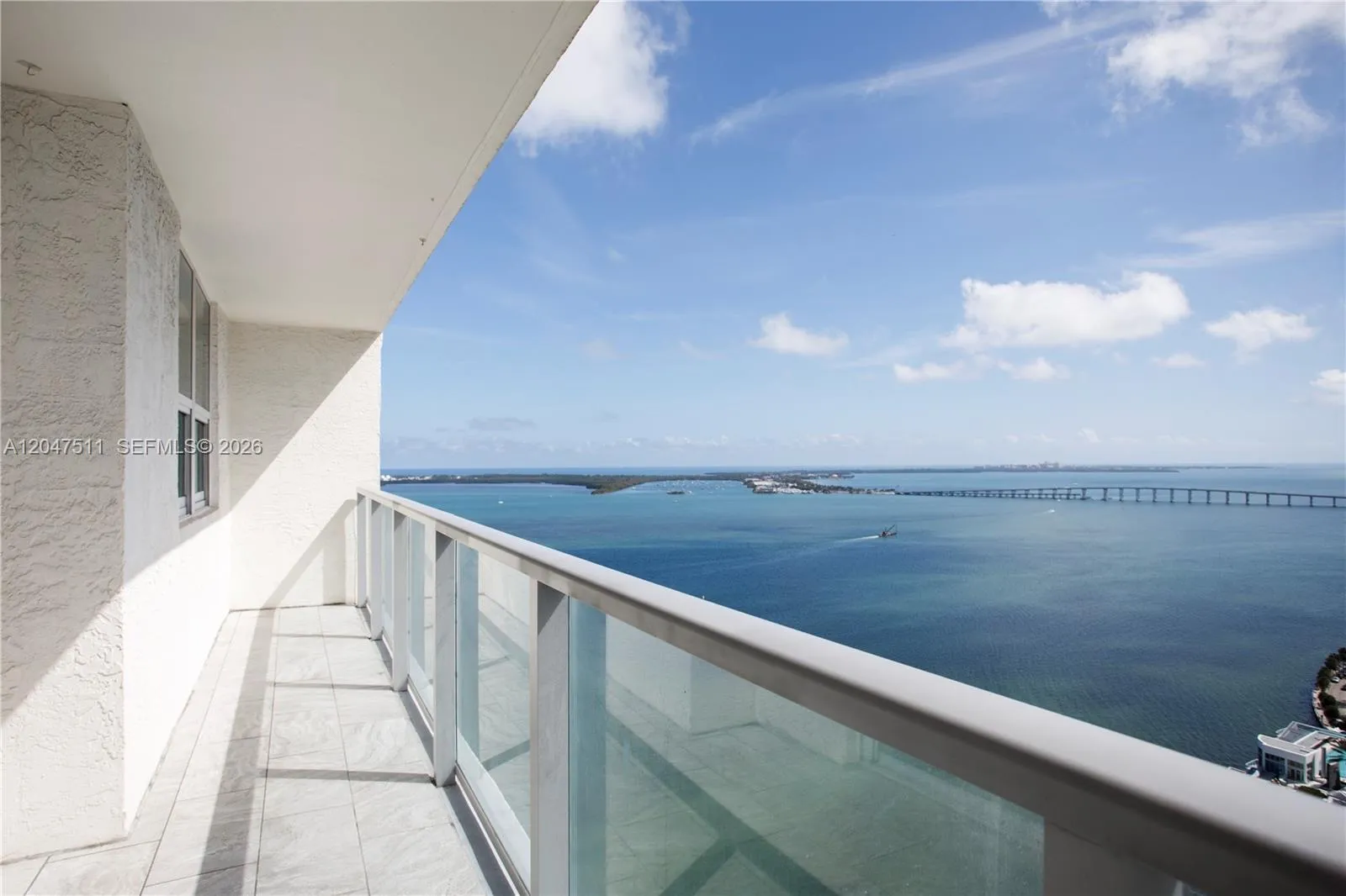 Foto de propiedad en 1155 Brickell Bay Drive 3105, Miami, FL 33131 Miami con MLS#