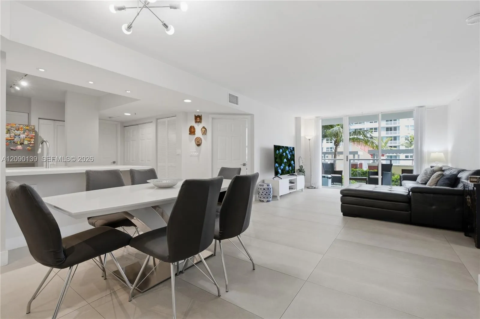 En Venta 1155 Brickell Bay Drive 704, Miami, FL 33131, Miami, FL 33131