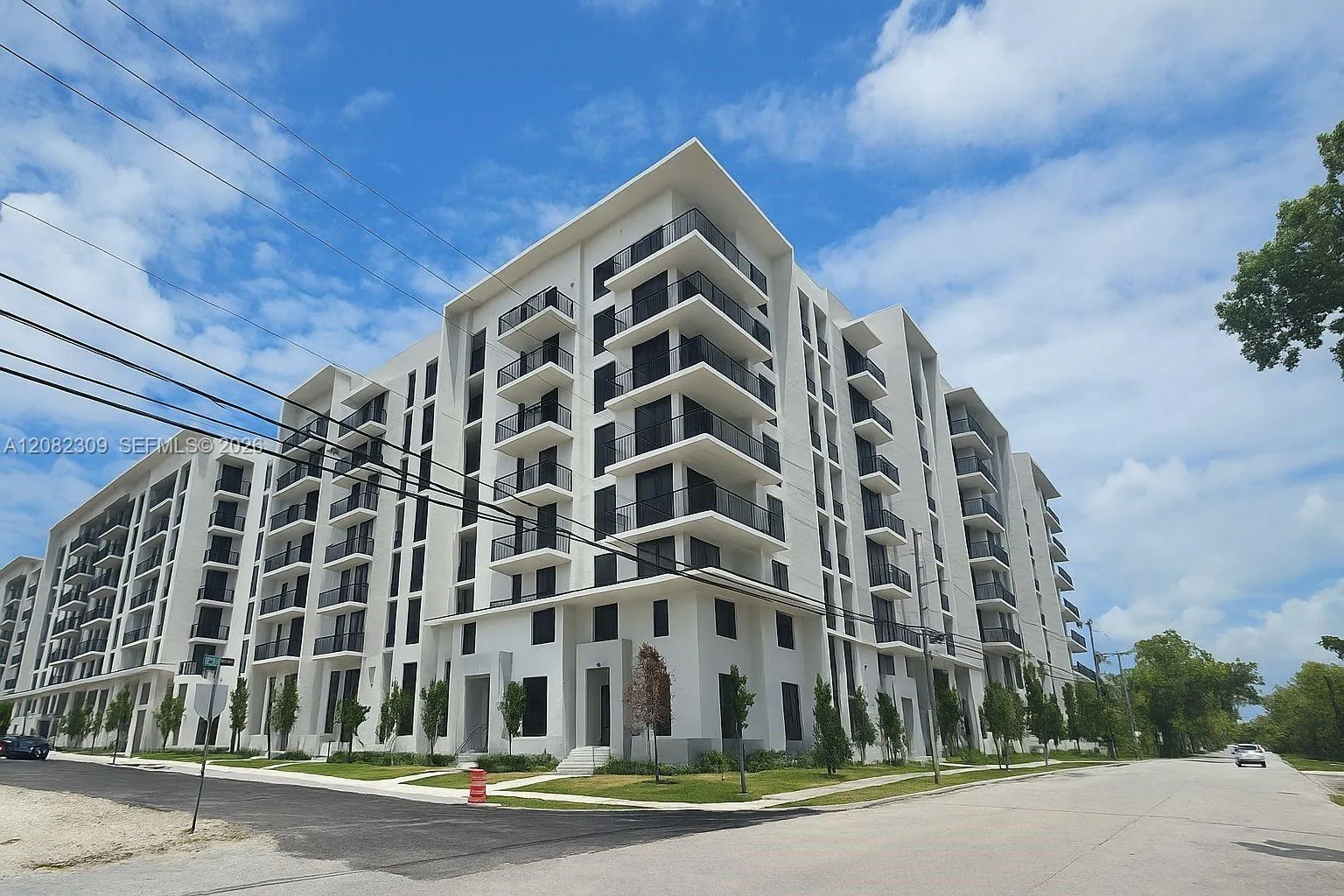 Foto de propiedad en 1155 NE 126th Street 106, North Miami, FL 33161 North Miami con MLS# 