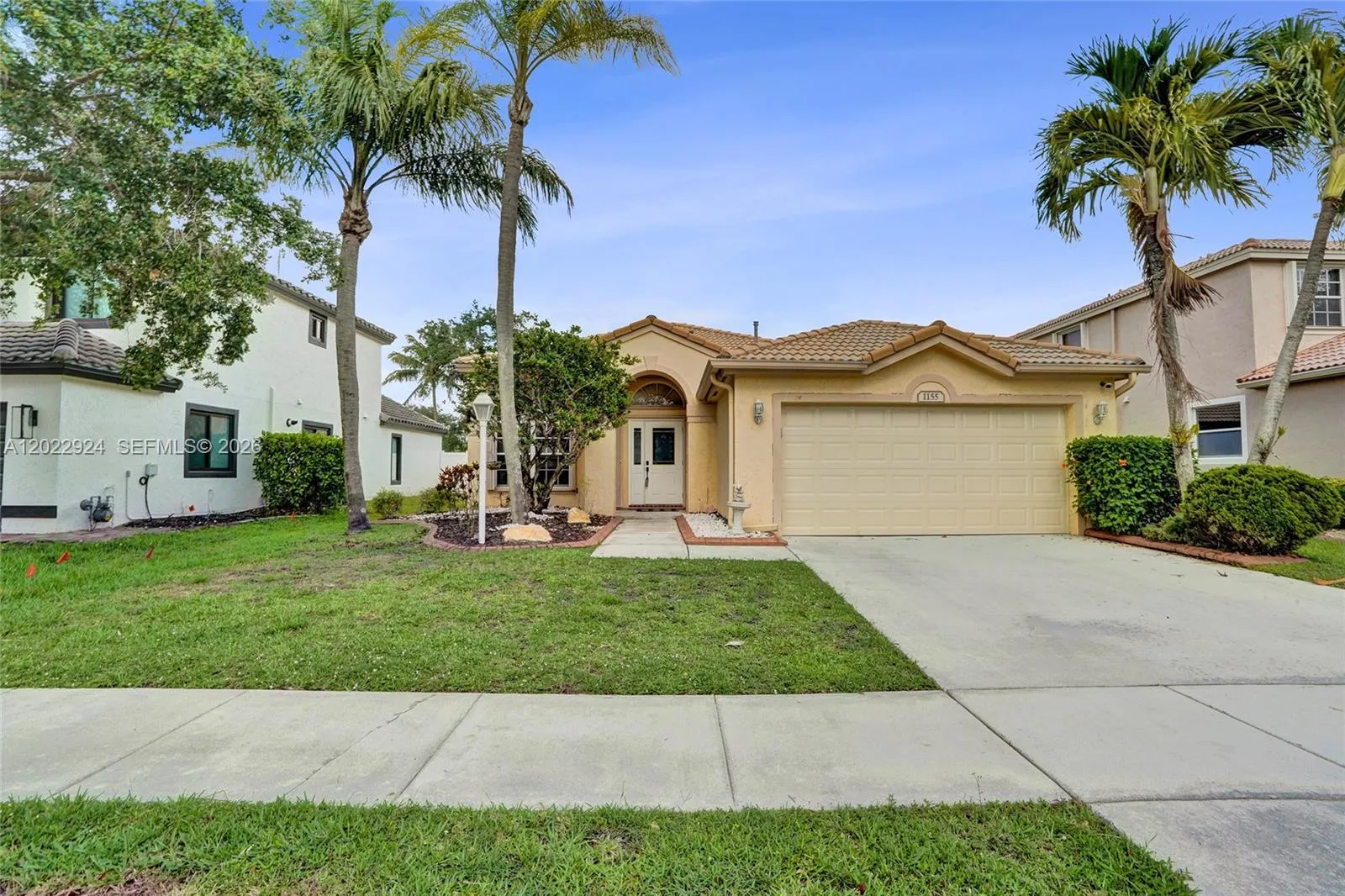Foto de propiedad en 1155 NW 132nd Avenue, Pembroke Pines, FL 33028 Pembroke Pines con MLS# 