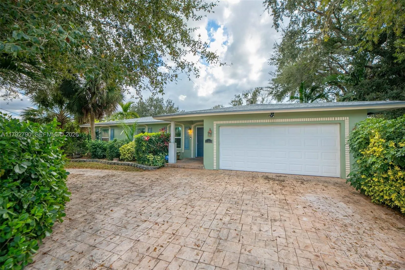 Vendido 11560 NW 26th Street, Plantation, FL 33323, Plantation, FL 33323