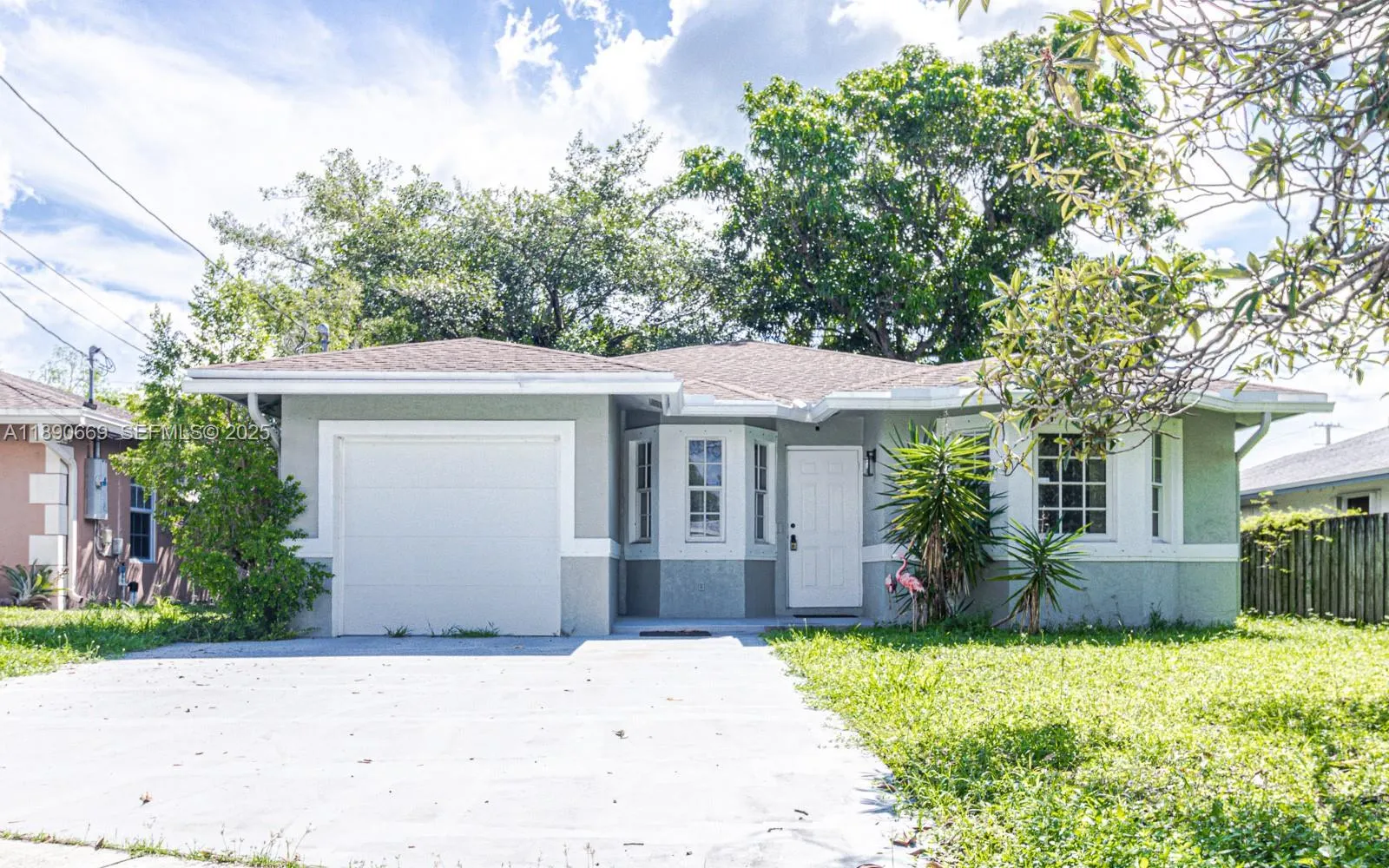 Alquilada 116 NW 6th Avenue #, Dania Beach, FL 33004, Dania Beach, FL 33004